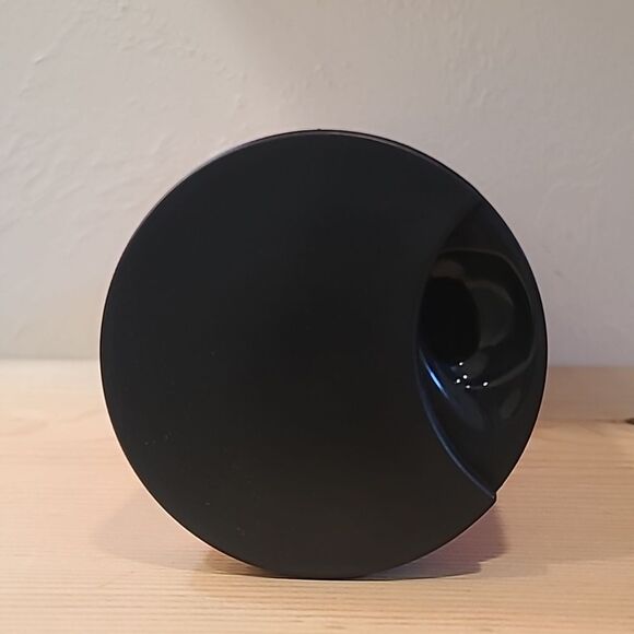 Starbucks 16 oz Red White Holiday Plants & Animals Twist Cap Insulated Tumbler - Picture 7 of 9